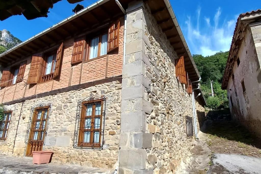 Villa Casa Rustica En Dobres Con Vistas A La Montana Esterno foto